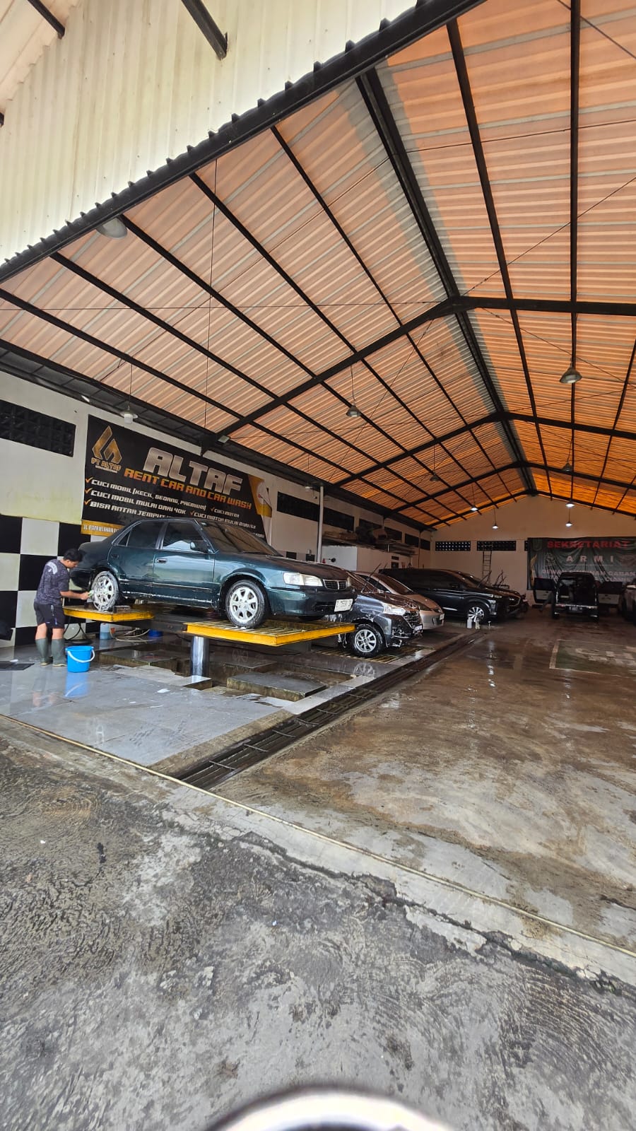 Rental Mobil Premium Banjar Patroman – Solusi Sewa Mobil Mewah dan Nyaman