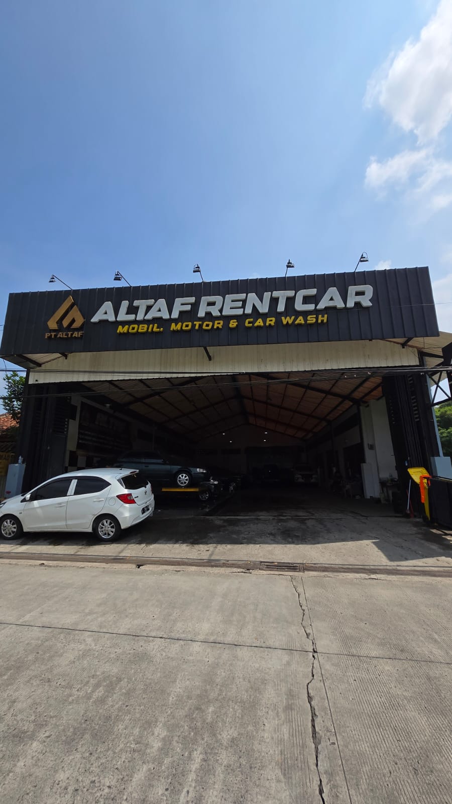 Altaf Car Rental, Solusi Transportasi Modern yang Praktis untuk Perjalanan Nyaman